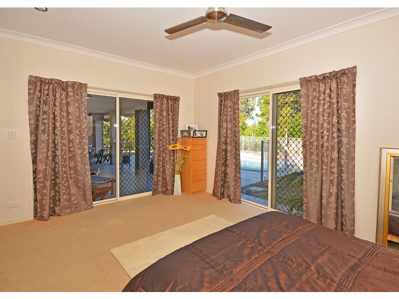 1 Wren Way, Burrum Heads QLD 4659