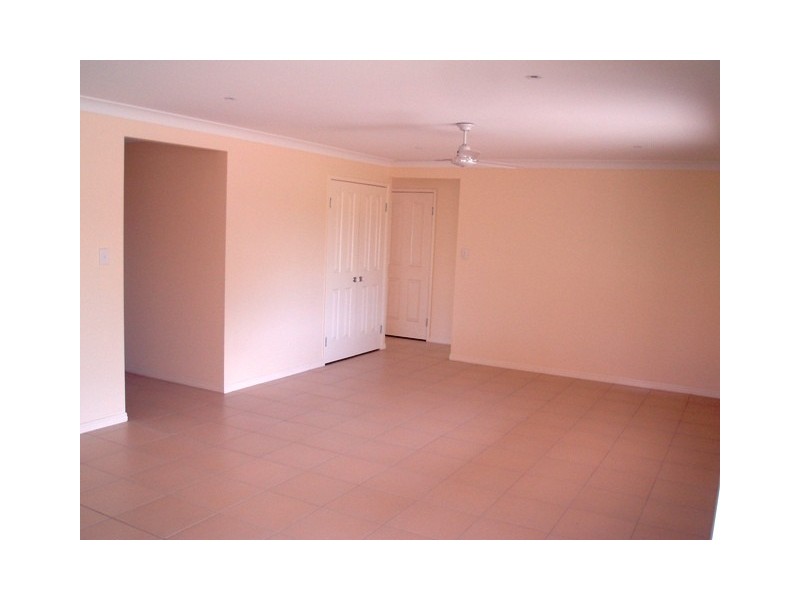 39 Barramundi Dve, Burrum Heads QLD 4659