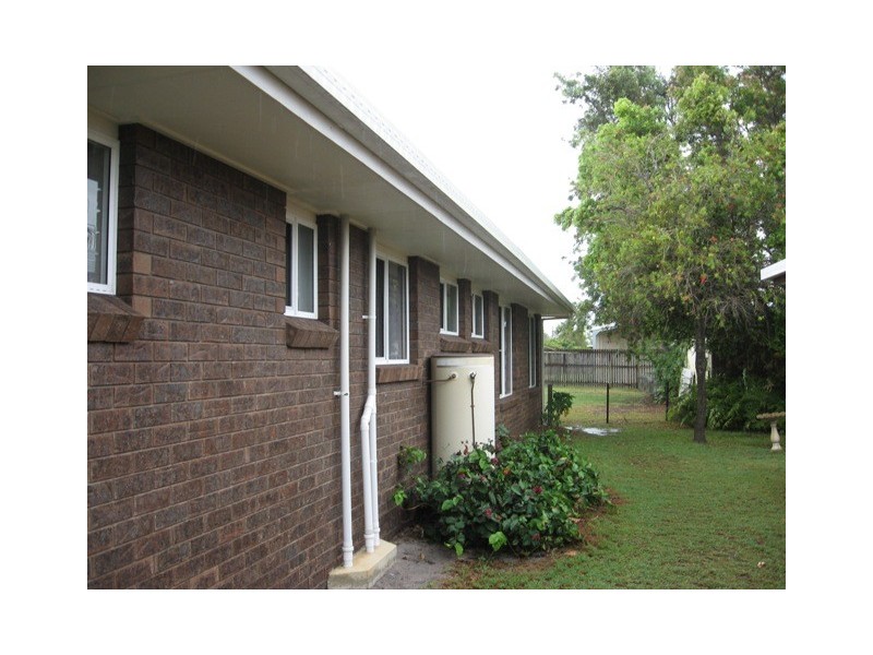 8 Cassia Street, Burrum Heads QLD 4659