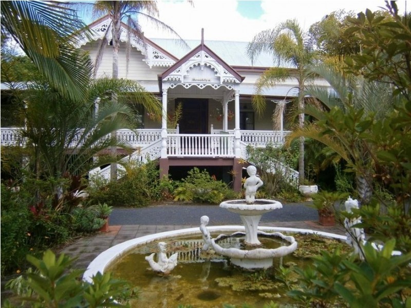 23 William Street, Howard QLD 4659