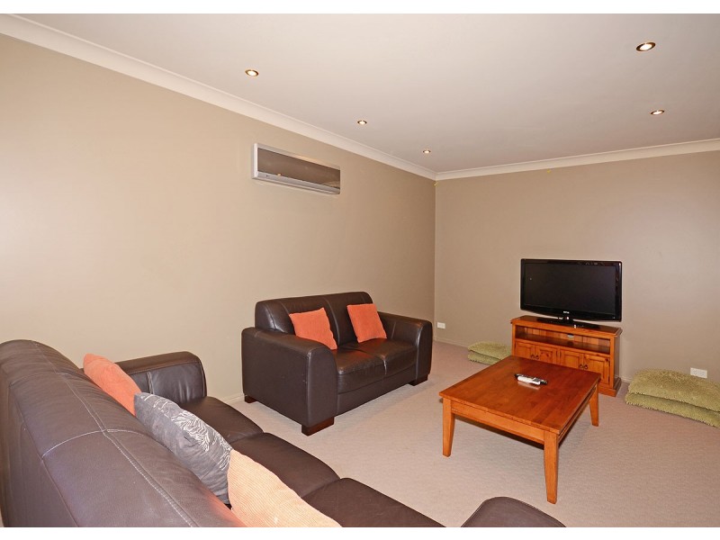 27 Traviston Way, Burrum Heads QLD 4659