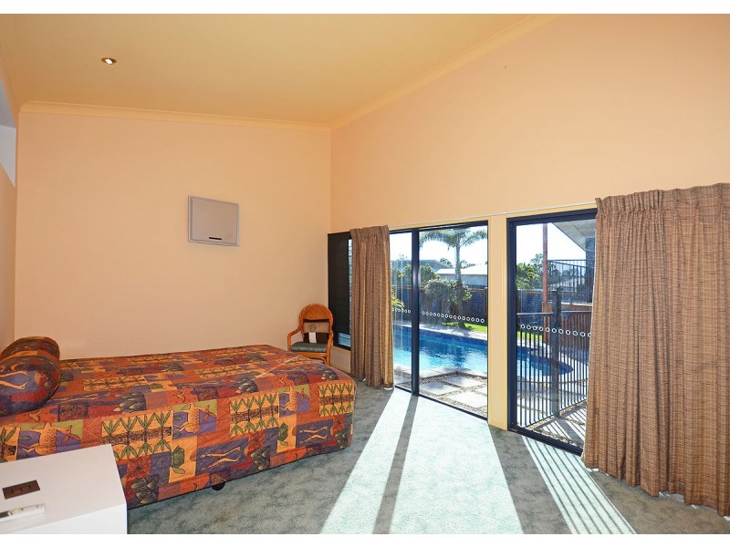 27 Traviston Way, Burrum Heads QLD 4659