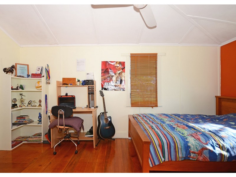 7 Hunter Street, Torbanlea QLD 4662