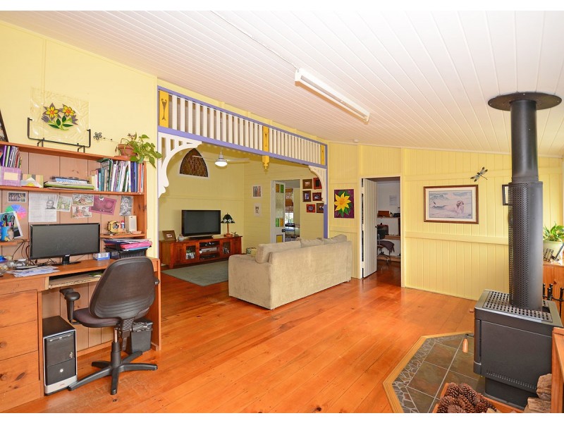 7 Hunter Street, Torbanlea QLD 4662