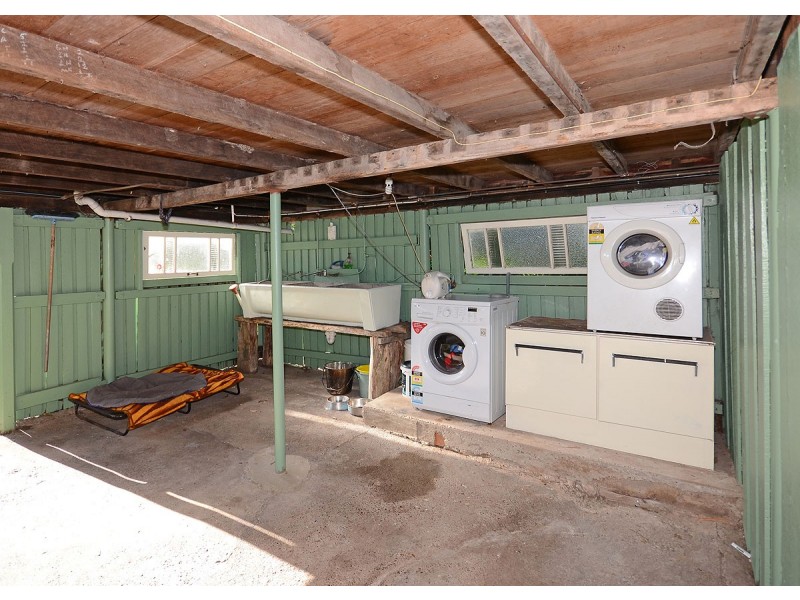 7 Hunter Street, Torbanlea QLD 4662