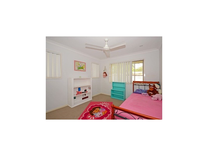 28 Wave Court, Toogoom QLD 4655