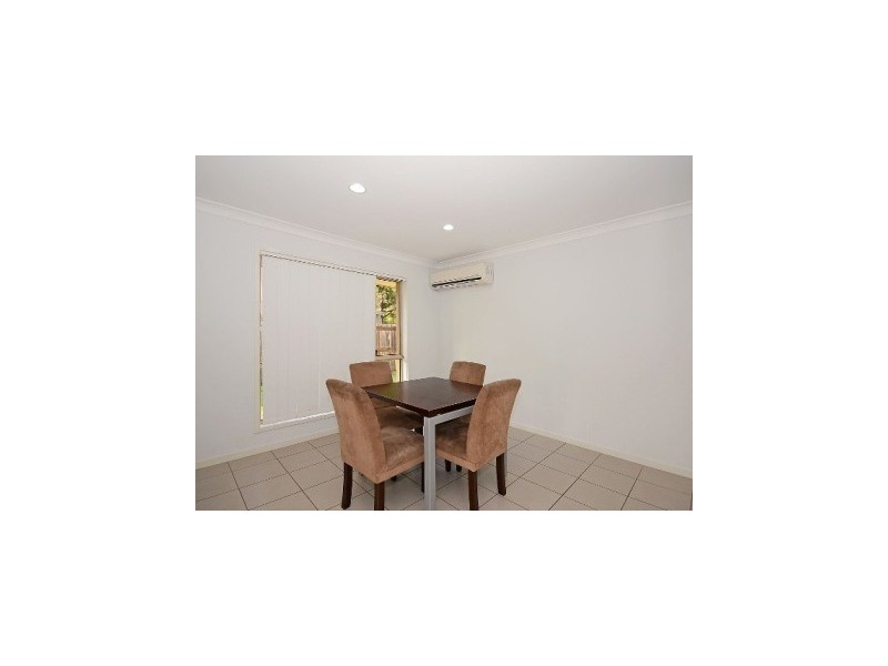 28 Wave Court, Toogoom QLD 4655