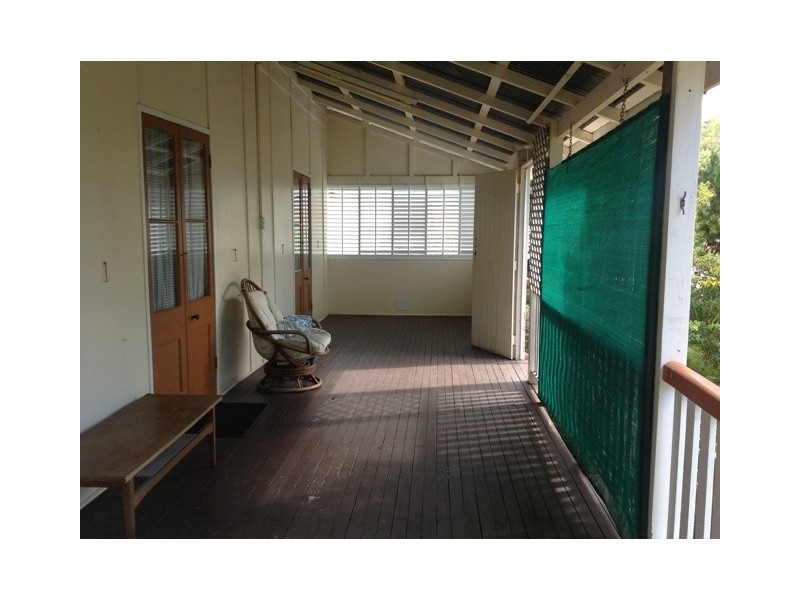 25 Burrum Street, Burrum Heads QLD 4659