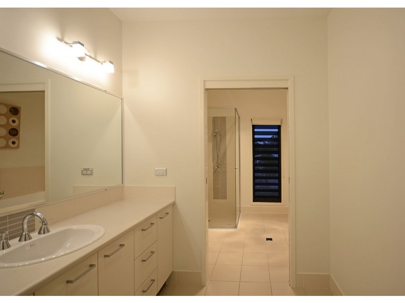 113 Riverview Drive, Burrum Heads QLD 4659