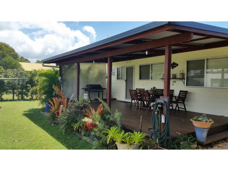 8 Boronia Street, Burrum Heads QLD 4659