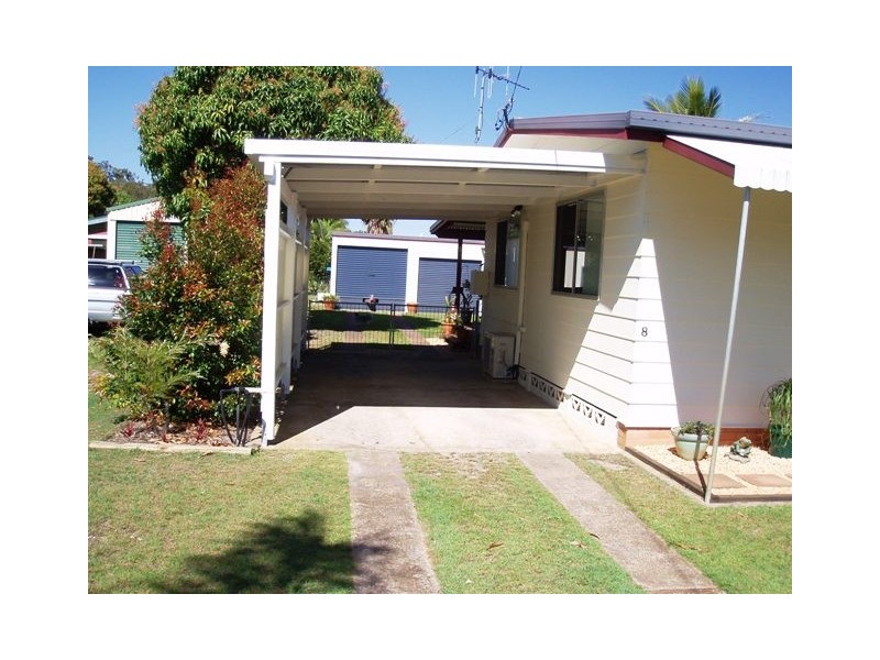 8 Boronia Street, Burrum Heads QLD 4659