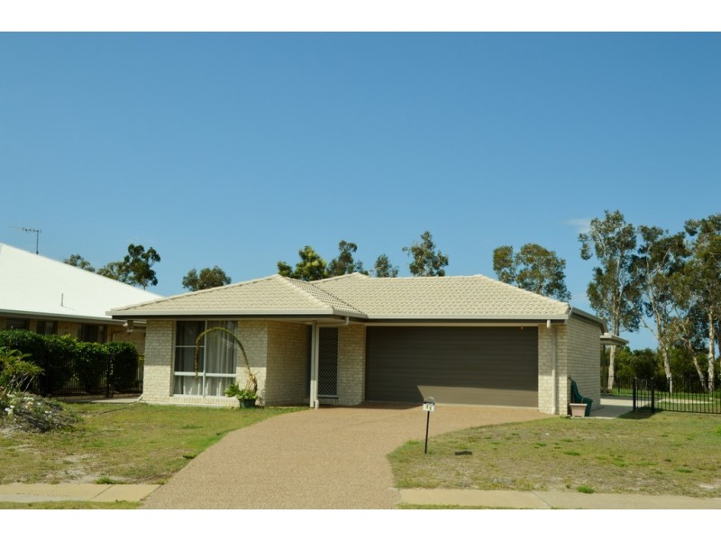 33 Sirenia Dr, Burrum Heads QLD 4659