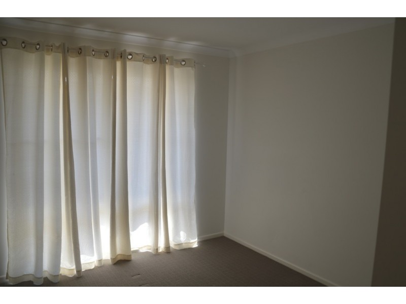 33 Sirenia Dr, Burrum Heads QLD 4659