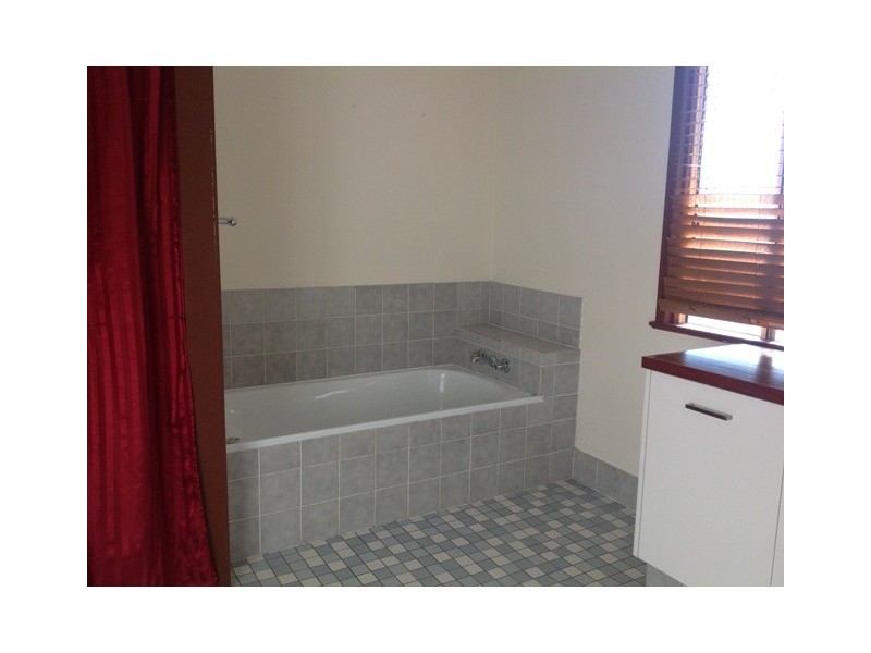 15 Dudley Street, Burrum Heads QLD 4659