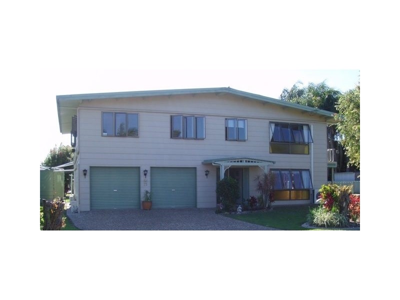 21 Gympie St, Torbanlea QLD 4662