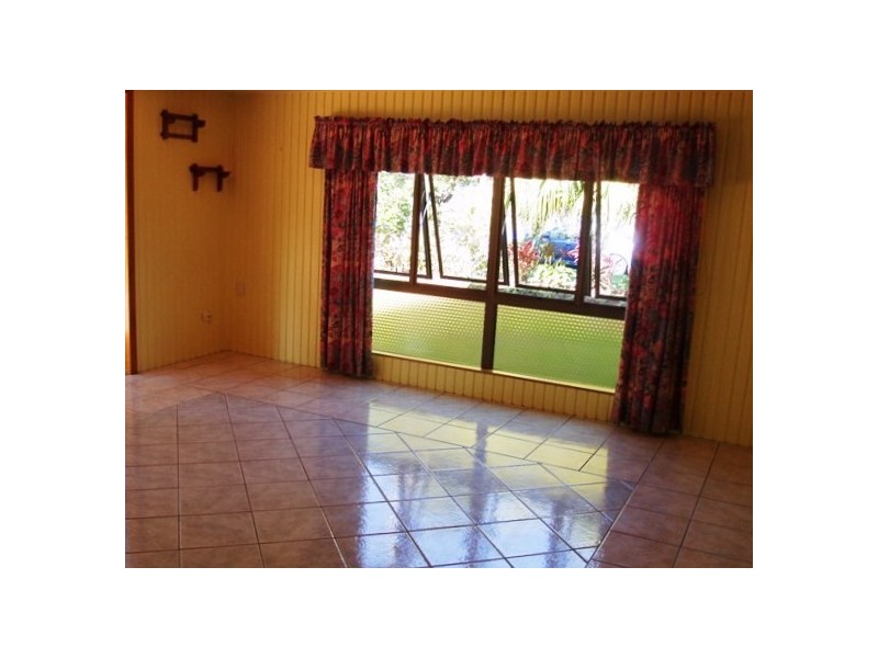 21 Gympie St, Torbanlea QLD 4662