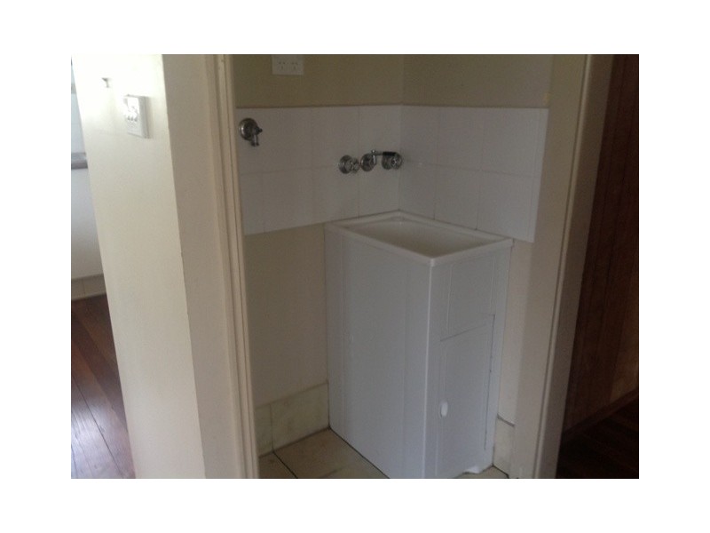 9-11 James Street, Howard QLD 4659