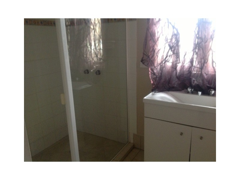 9-11 James Street, Howard QLD 4659