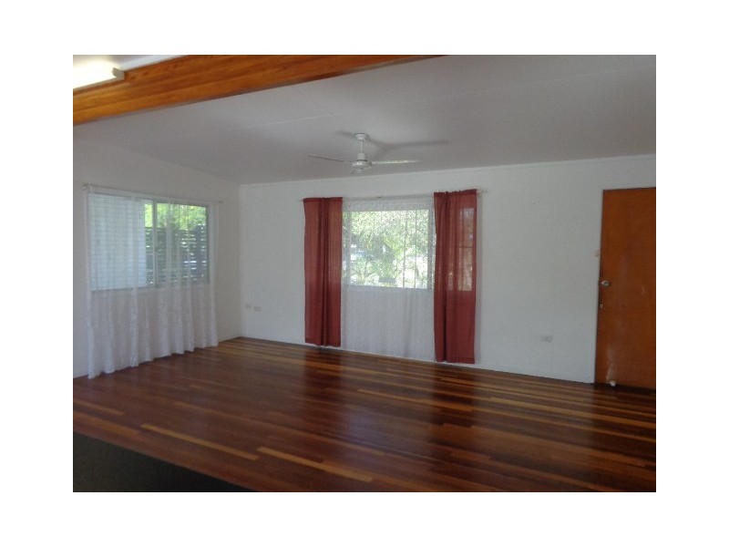 41 Burrum Heads Road, Burrum Heads QLD 4659