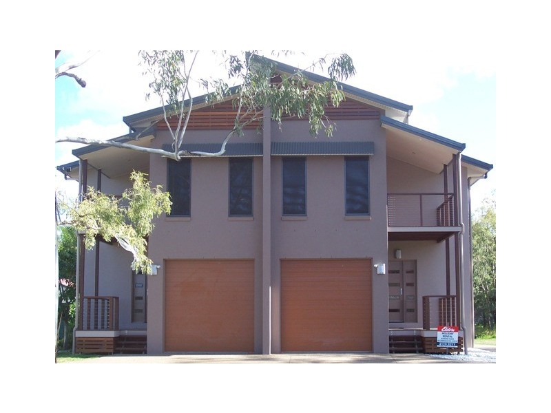 Unit 2, 9 Burrum Street, Burrum Heads QLD 4659