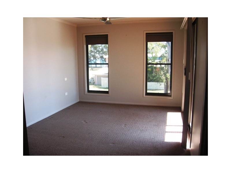 Unit 2, 9 Burrum Street, Burrum Heads QLD 4659