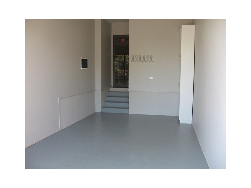 Unit 2, 9 Burrum Street, Burrum Heads QLD 4659