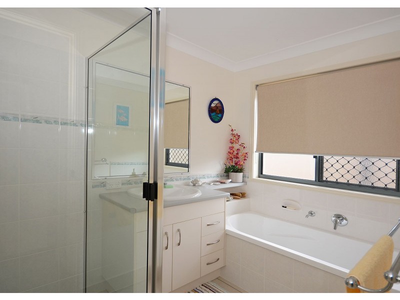 29 Louise Drive, Burrum Heads QLD 4659