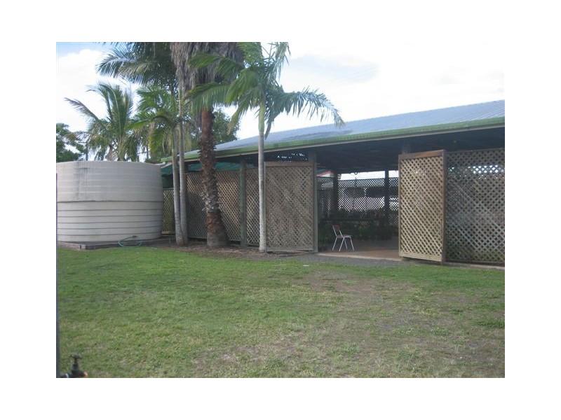 65 William Street, Howard QLD 4659