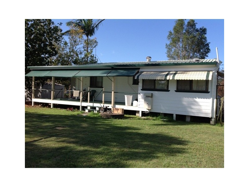 58 Robertson Street, Torbanlea QLD 4662