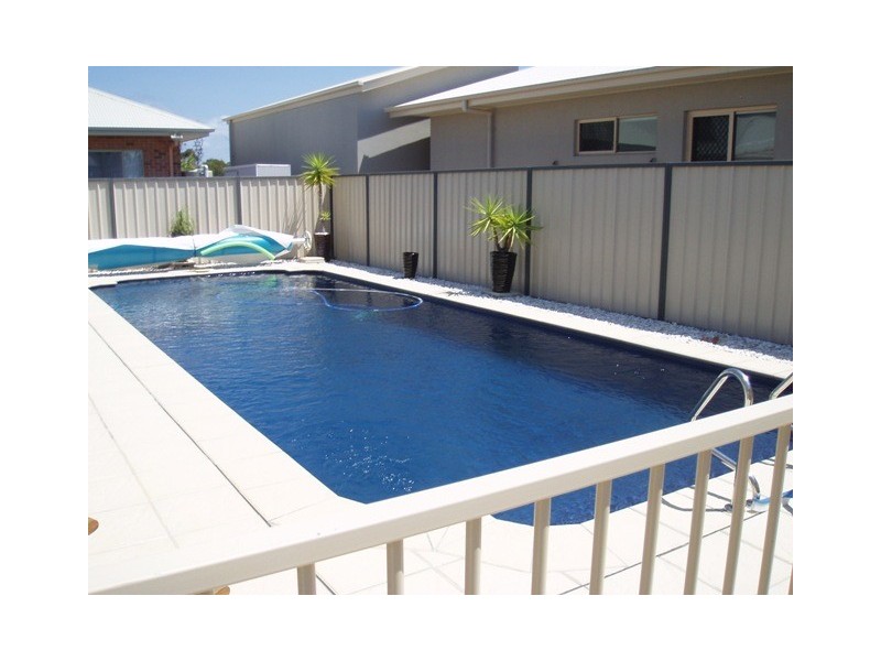 14 Bryan Crt, Burrum Heads QLD 4659
