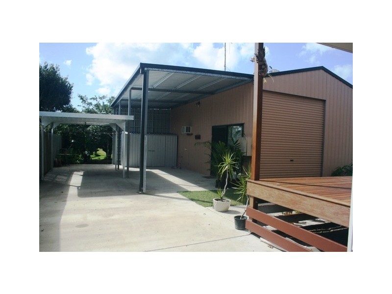 34 Beach Dr, Burrum Heads QLD 4659