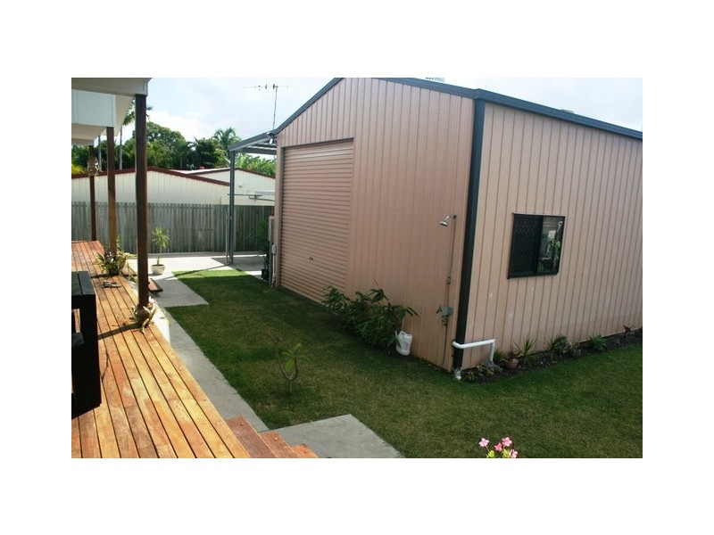 34 Beach Dr, Burrum Heads QLD 4659