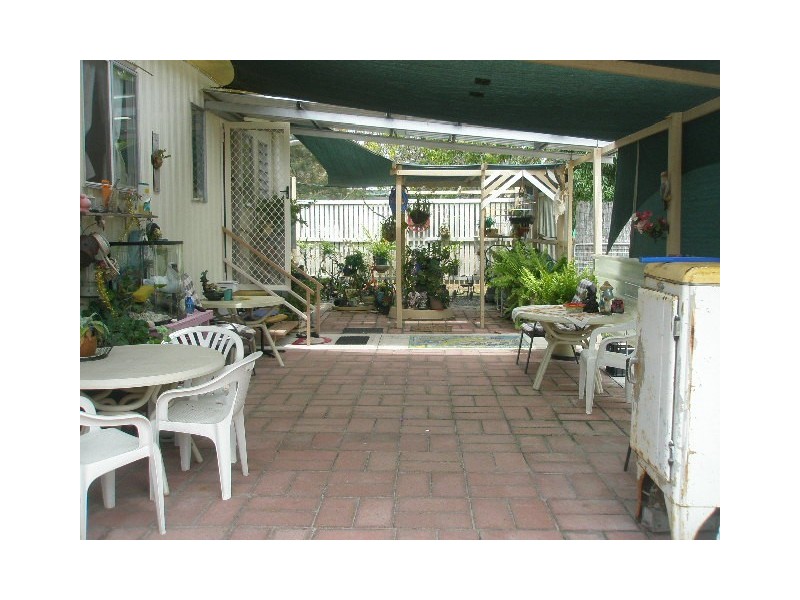 60 Robertson Street, Torbanlea QLD 4662