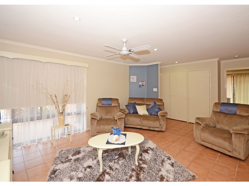 14 Warringal Court, Burrum Heads QLD 4659