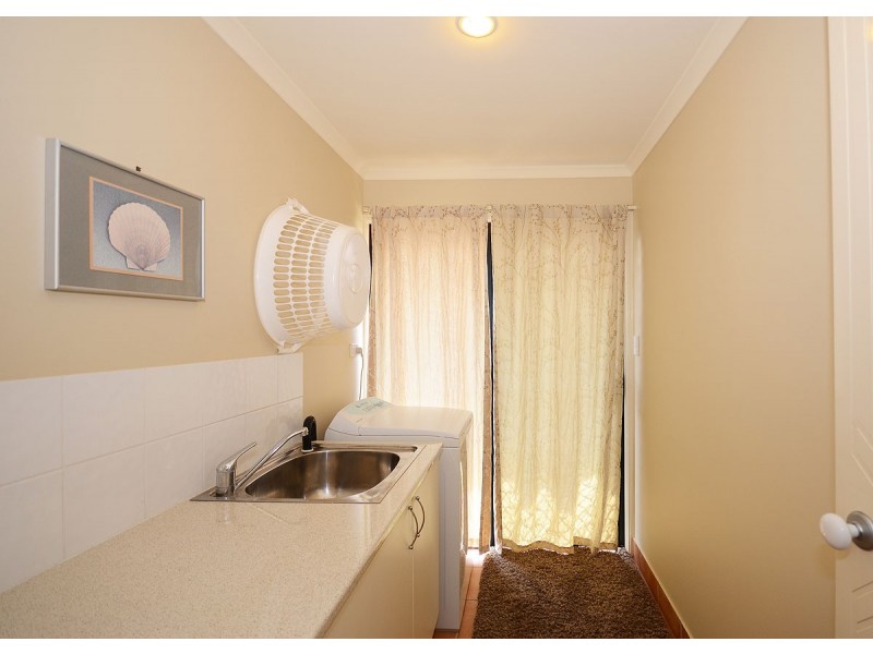 14 Warringal Court, Burrum Heads QLD 4659
