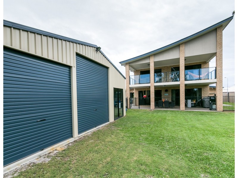 8 Eds Place, Burrum Heads QLD 4659