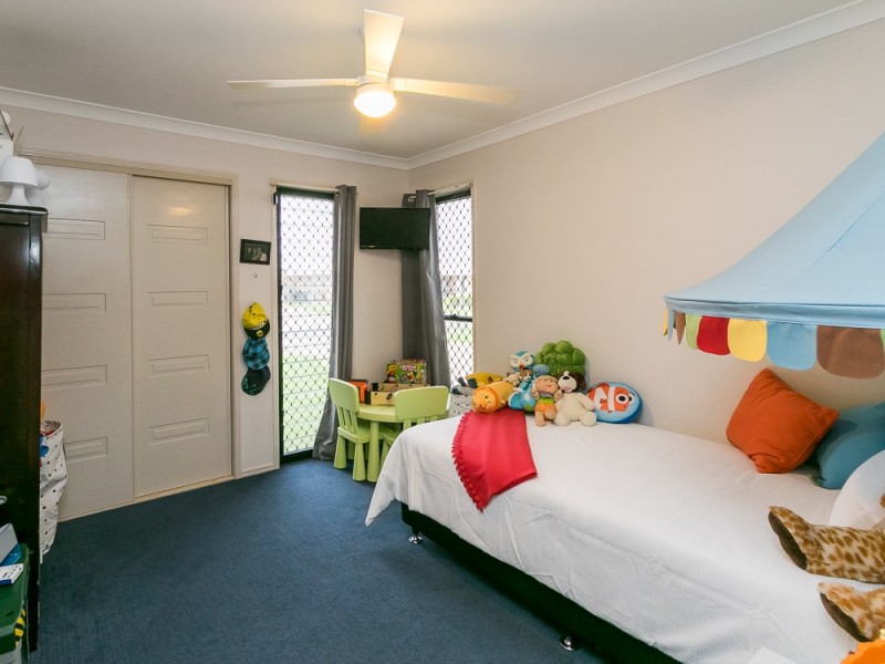 8 Eds Place, Burrum Heads QLD 4659