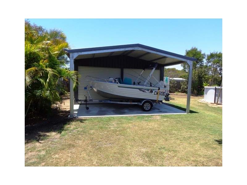 12 Lakeside Dve, Burrum Heads QLD 4659