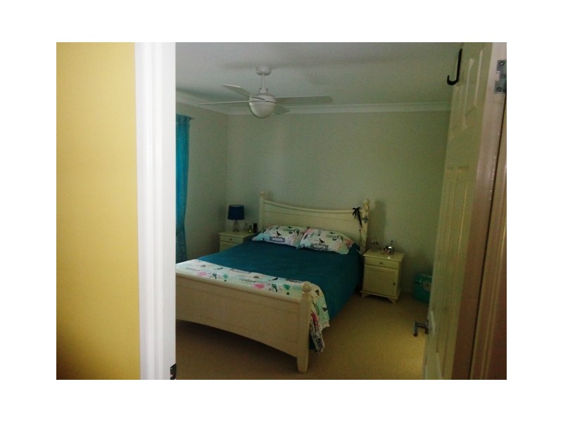 12 Lakeside Dve, Burrum Heads QLD 4659