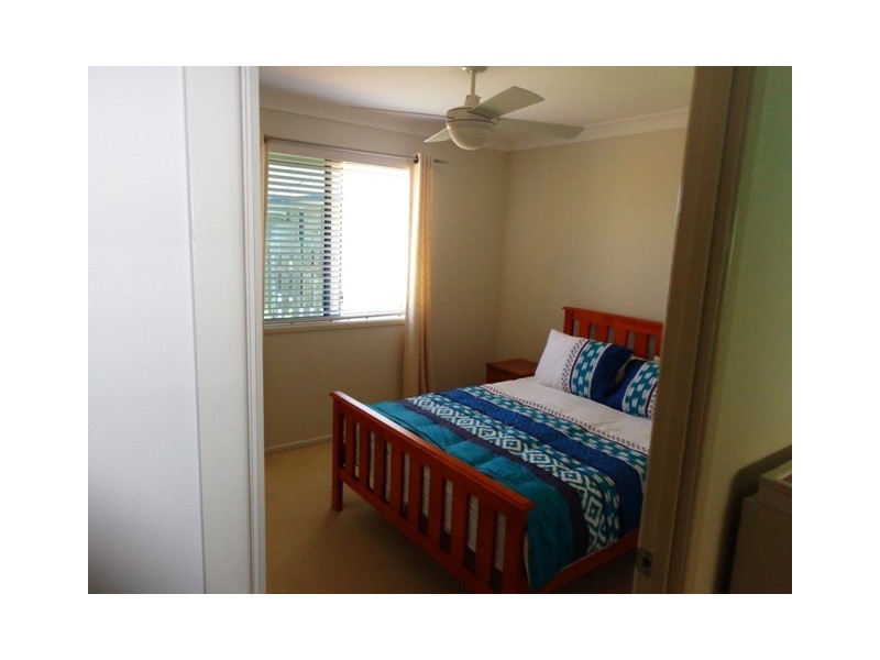 12 Lakeside Dve, Burrum Heads QLD 4659