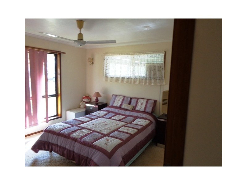 21 Desmond St, Toogoom QLD 4655