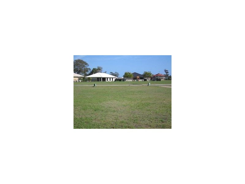 15 Barramundi Drive, Burrum Heads QLD 4659