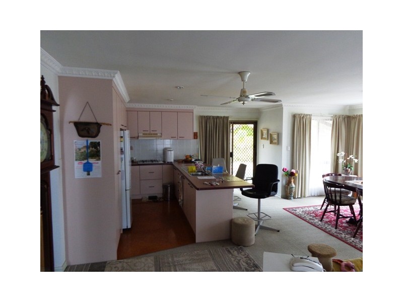 22 Kent St, Torbanlea QLD 4662