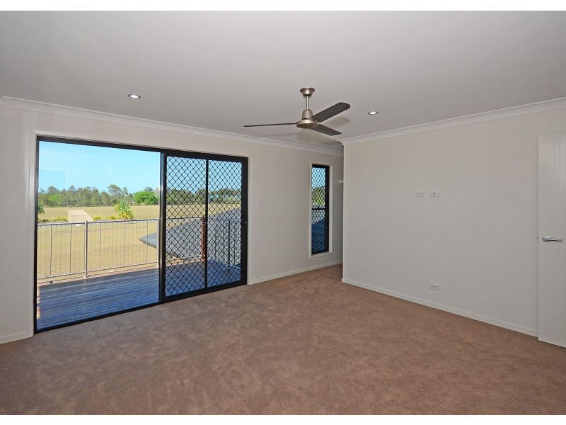 53 Barramundi Dr, Burrum Heads QLD 4659