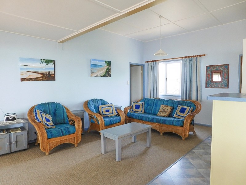 60 Burrum St, Burrum Heads QLD 4659