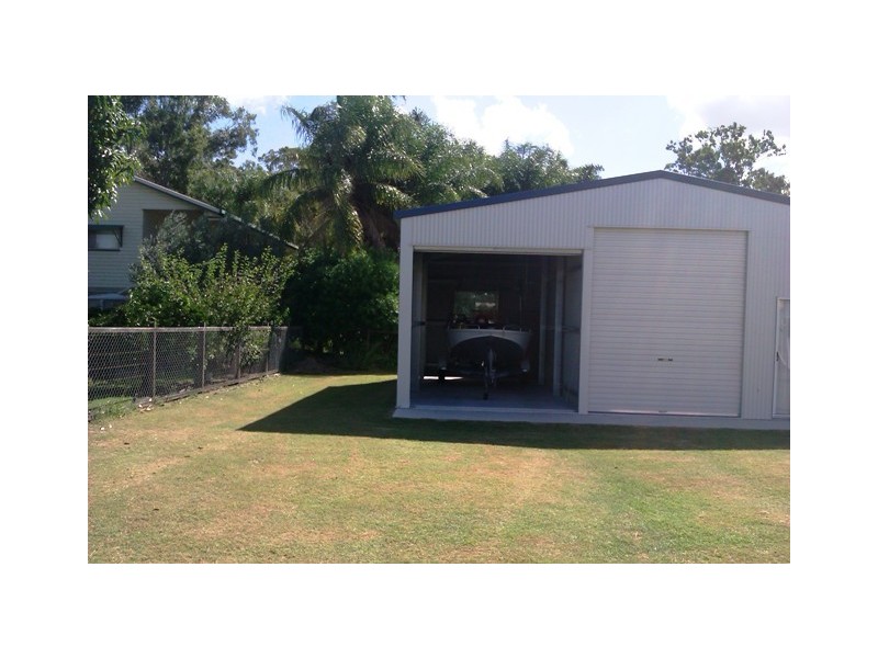 6 Ross Street, Burrum Heads QLD 4659