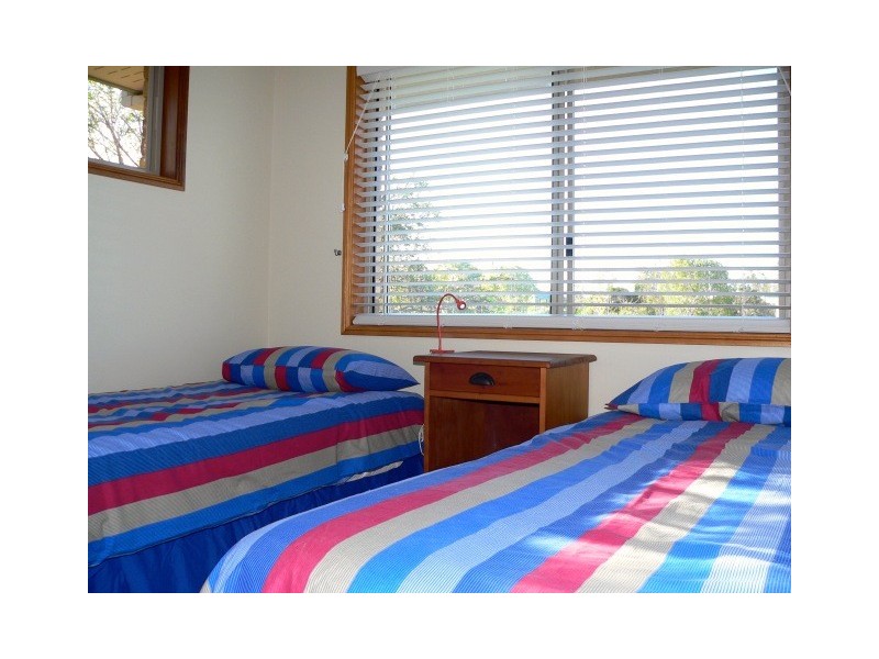 48 Beach Drive, Burrum Heads QLD 4659