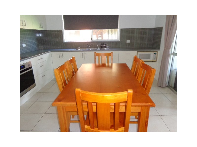 6 Burrum Street, Burrum Heads QLD 4659