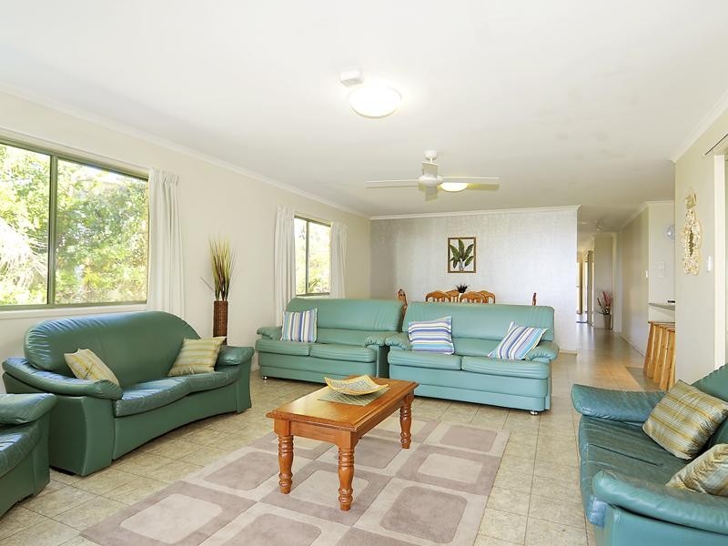 Unit 2/122 Burrum Street, Burrum Heads QLD 4659