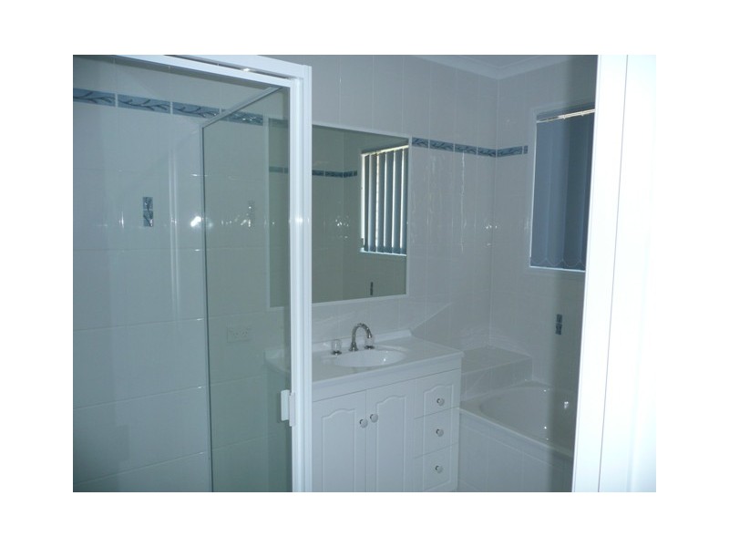 33 Ranch Park Drive, Pacific Haven QLD 4659